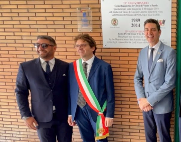 Composizione delegazione per Perth, in occasione del 35° anniversario del gemellaggio 