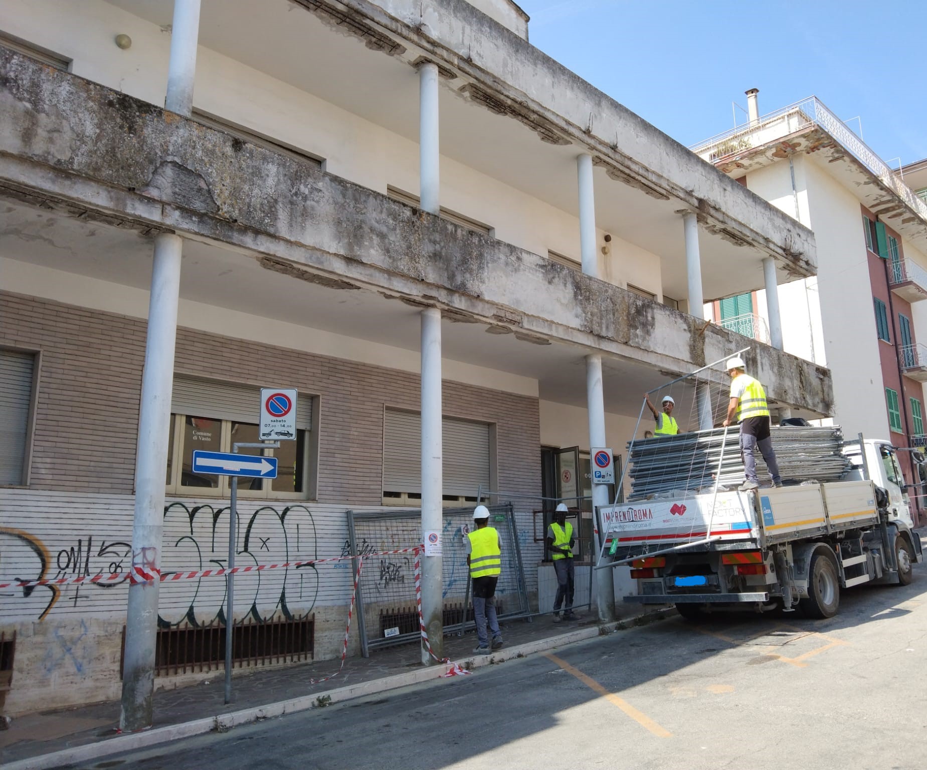 Allestito il cantiere per la realizzazione di un nuovo edificio in Via Naumachia