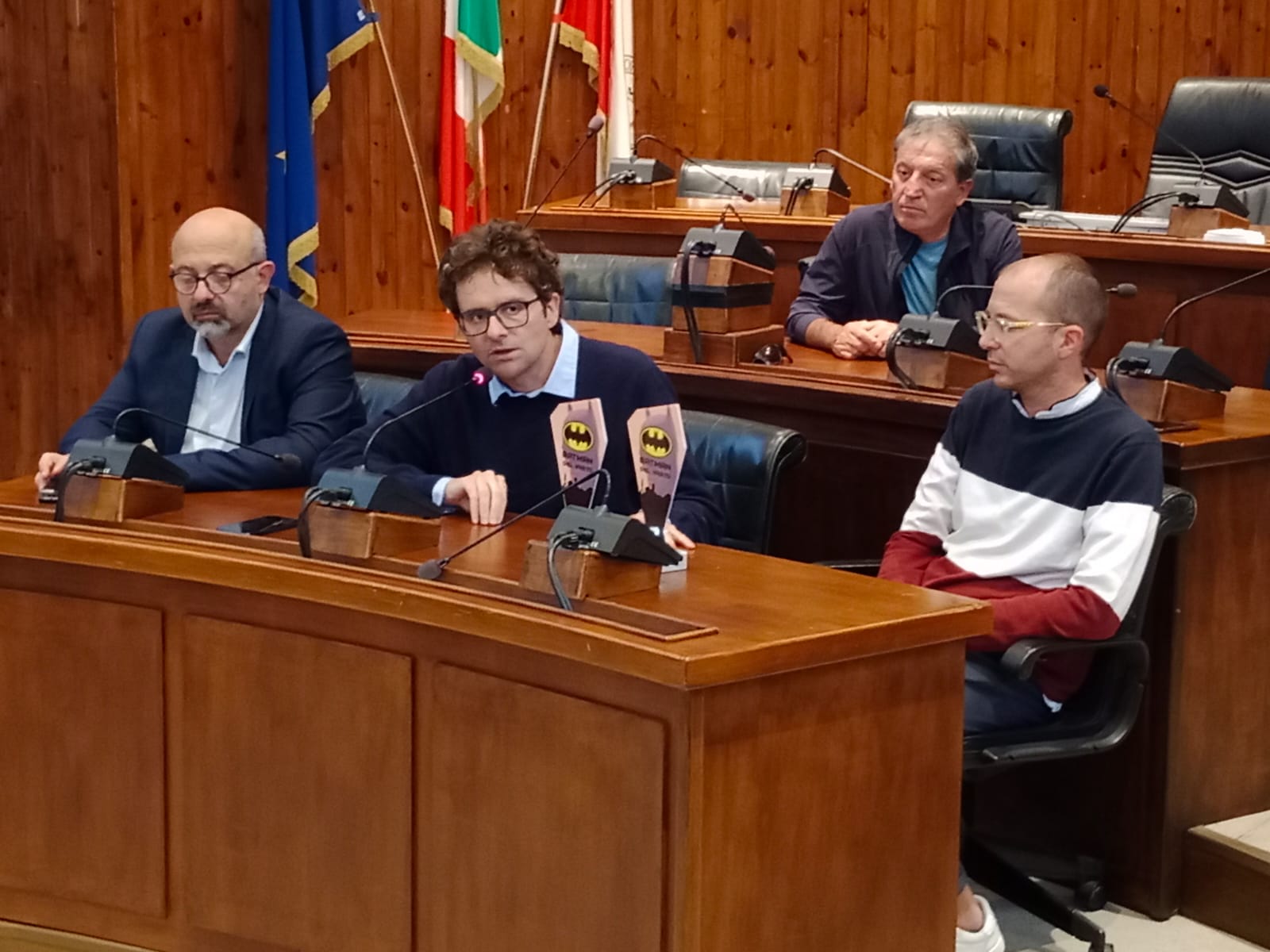 Sequestro del mezzo e multa fino a 10 mila euro per l’abbandono di rifiuti sulle strade di Vasto